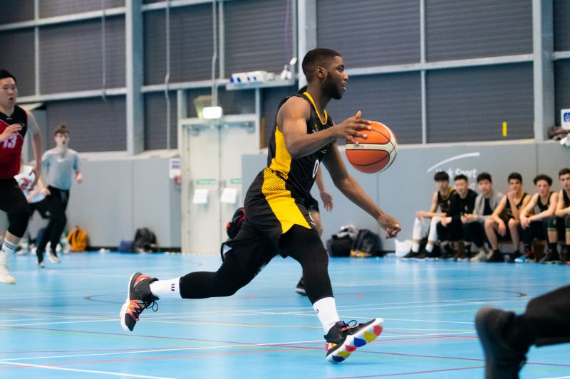 借助科技 借助科技